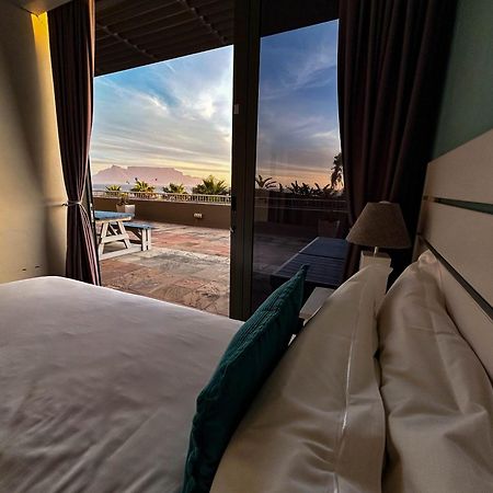 Heaven On Earth - Blouberg Beachfront Self-Catering Apartment Bloubergstrand Esterno foto