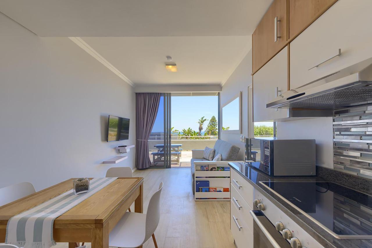 Heaven On Earth - Blouberg Beachfront Self-Catering Apartment Bloubergstrand Esterno foto