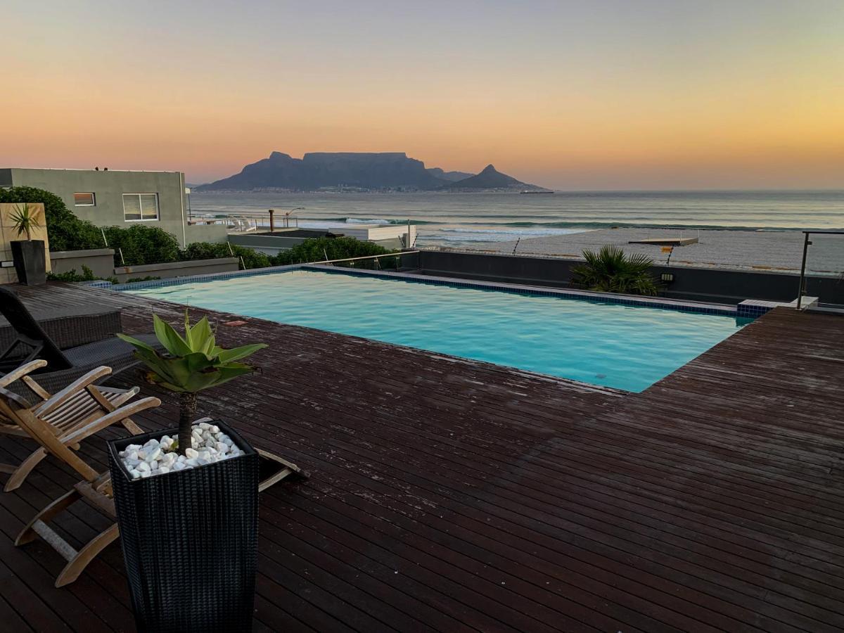 Heaven On Earth - Blouberg Beachfront Self-Catering Apartment Bloubergstrand Esterno foto