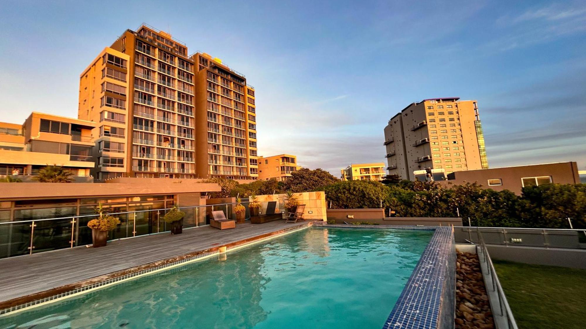 Heaven On Earth - Blouberg Beachfront Self-Catering Apartment Bloubergstrand Esterno foto