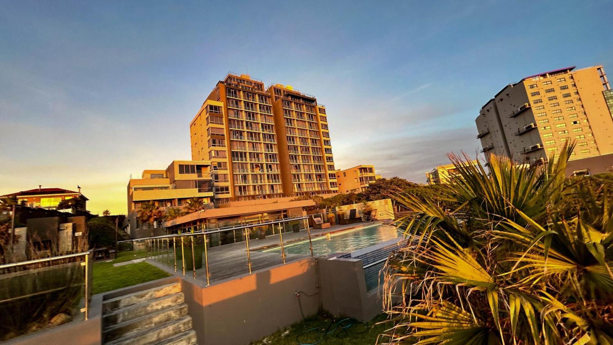 Heaven On Earth - Blouberg Beachfront Self-Catering Apartment Bloubergstrand Esterno foto