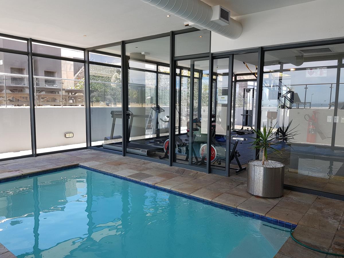 Heaven On Earth - Blouberg Beachfront Self-Catering Apartment Bloubergstrand Esterno foto