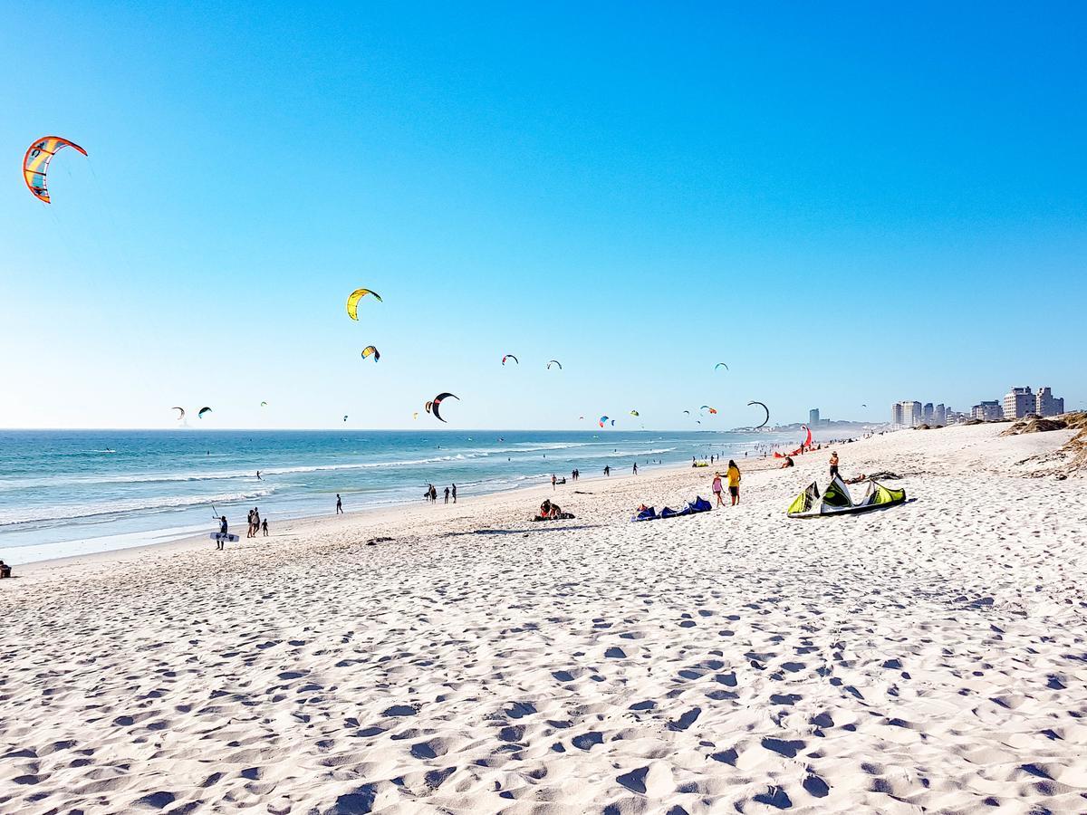 Heaven On Earth - Blouberg Beachfront Self-Catering Apartment Bloubergstrand Esterno foto