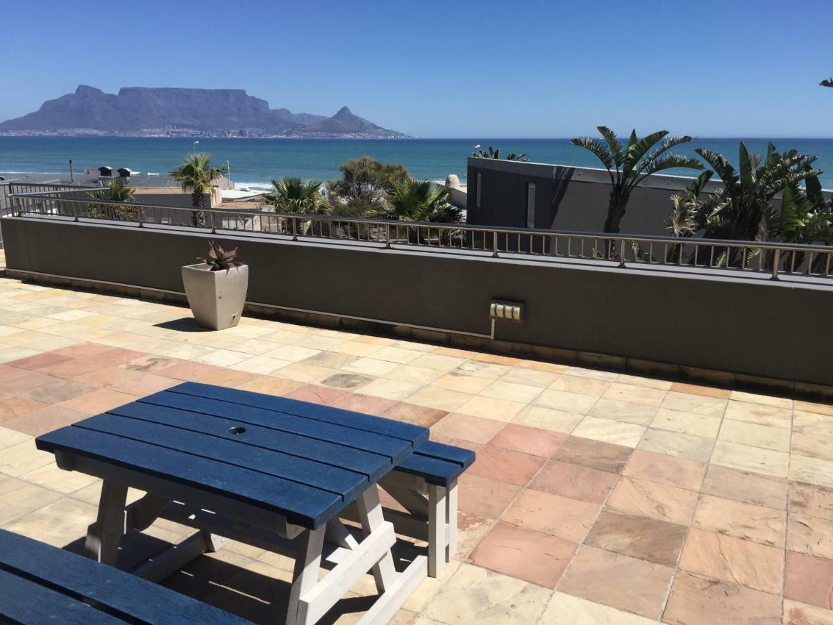 Heaven On Earth - Blouberg Beachfront Self-Catering Apartment Bloubergstrand Esterno foto
